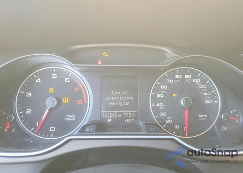 2013 Audi A4 Premium z USA, uszkodzony, nr VIN WAUAFAFL6DN017014